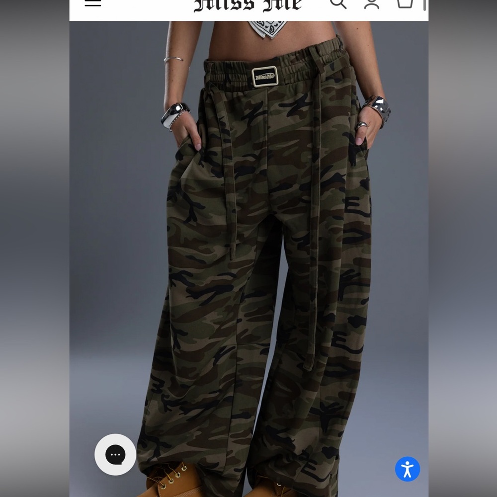 Miss Me Wide-Leg Lili Camo Sweatpants